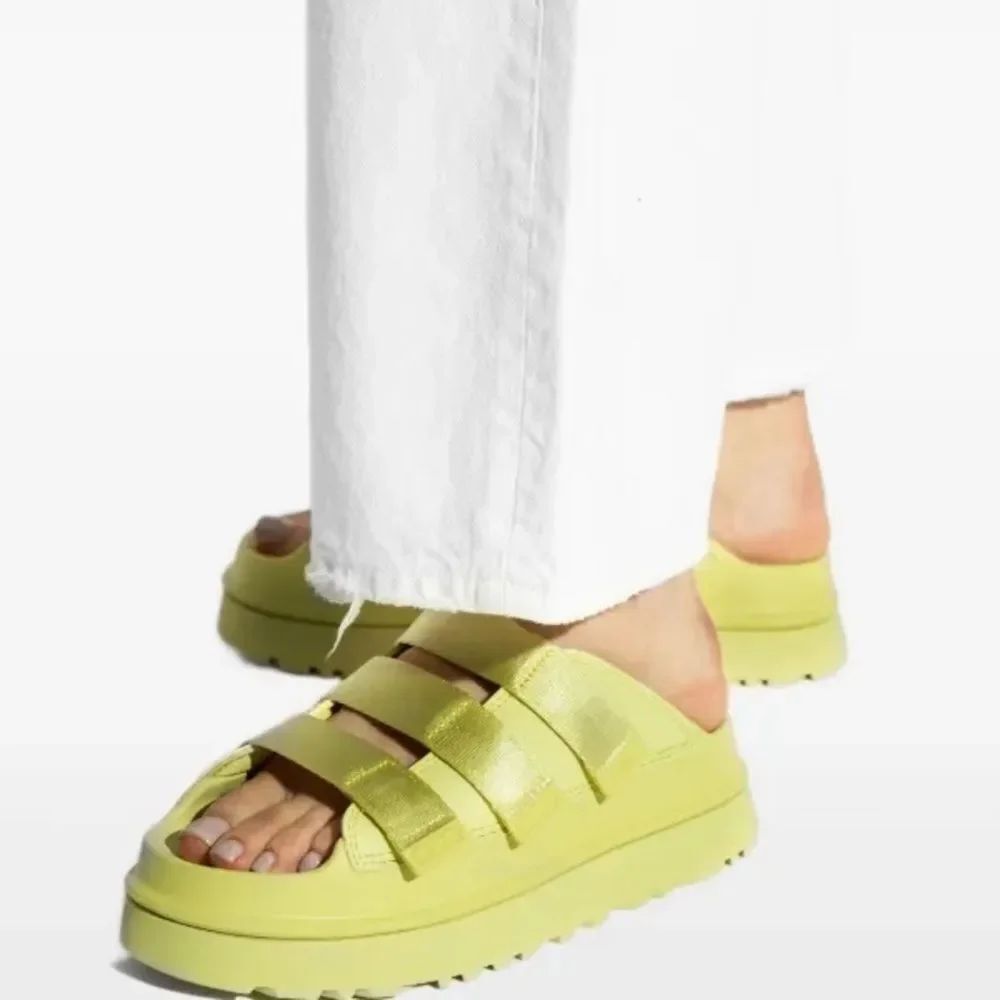 UGG Women's Goldenglow Slide Sandals-shoes size 7 New withoutbox
